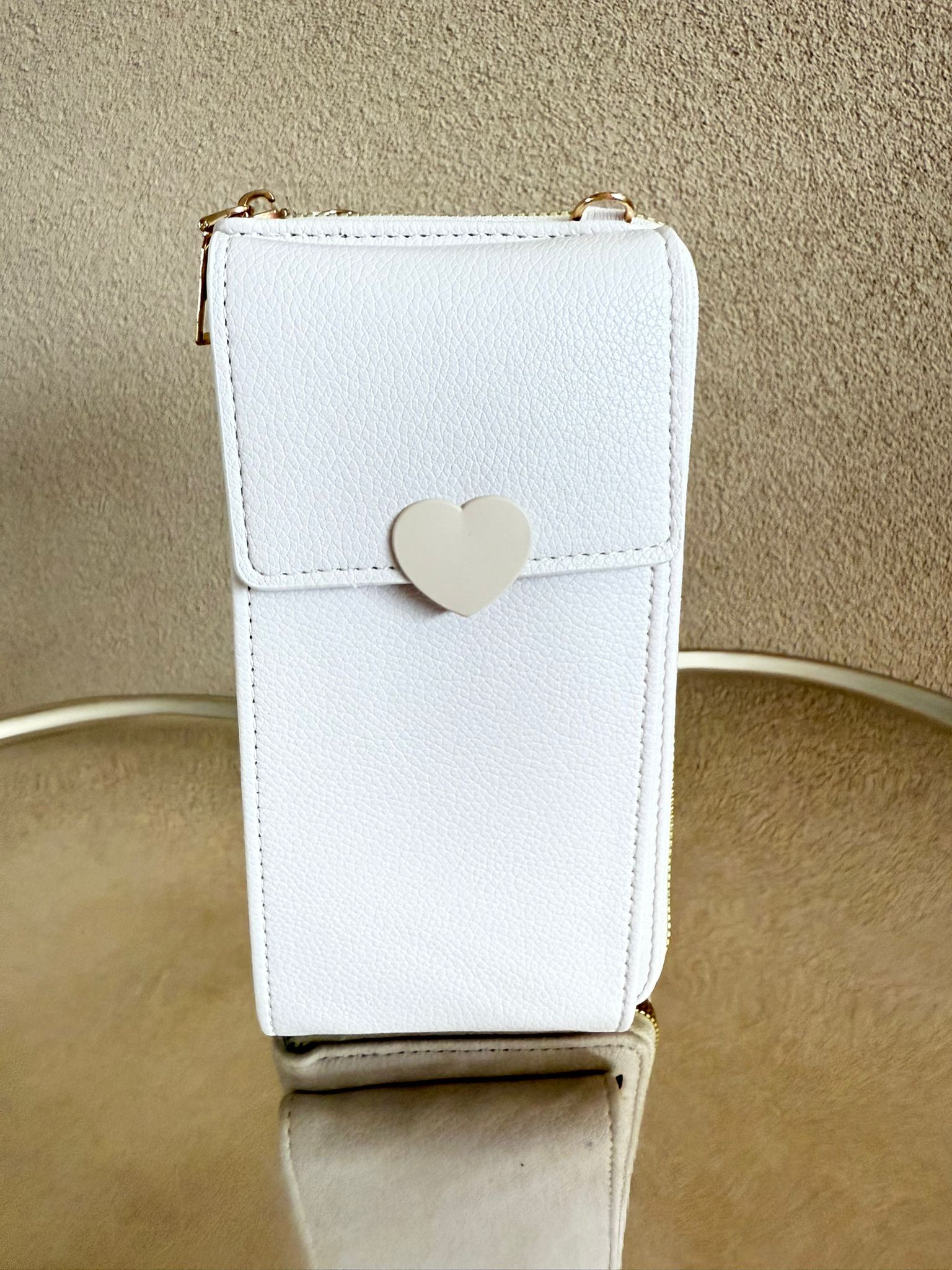 Handig beige telefoontasje